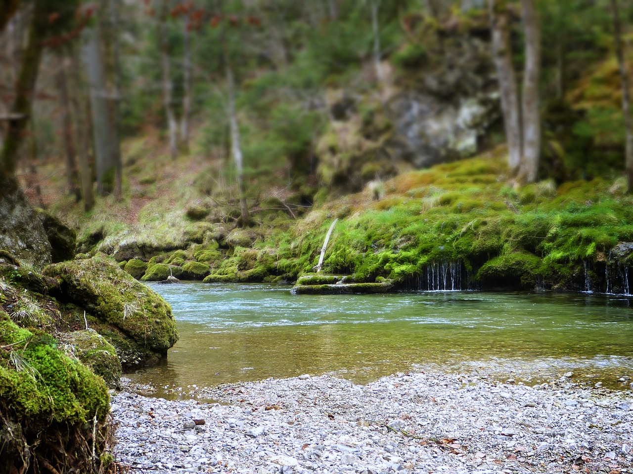 ¿Qué es la agua oxigenada y para qué sirve?