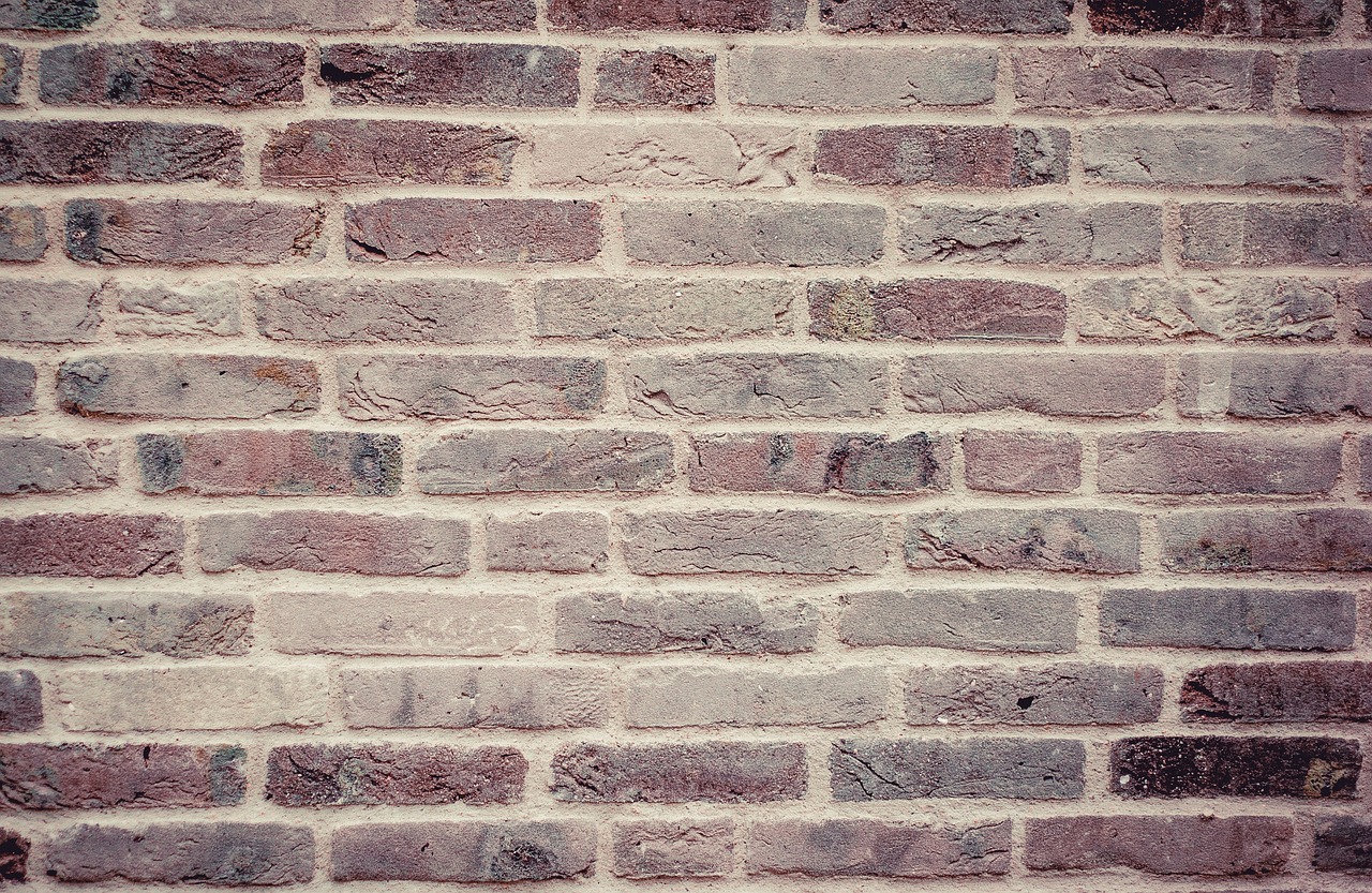 ¿Qué materiales tienen los puentes?