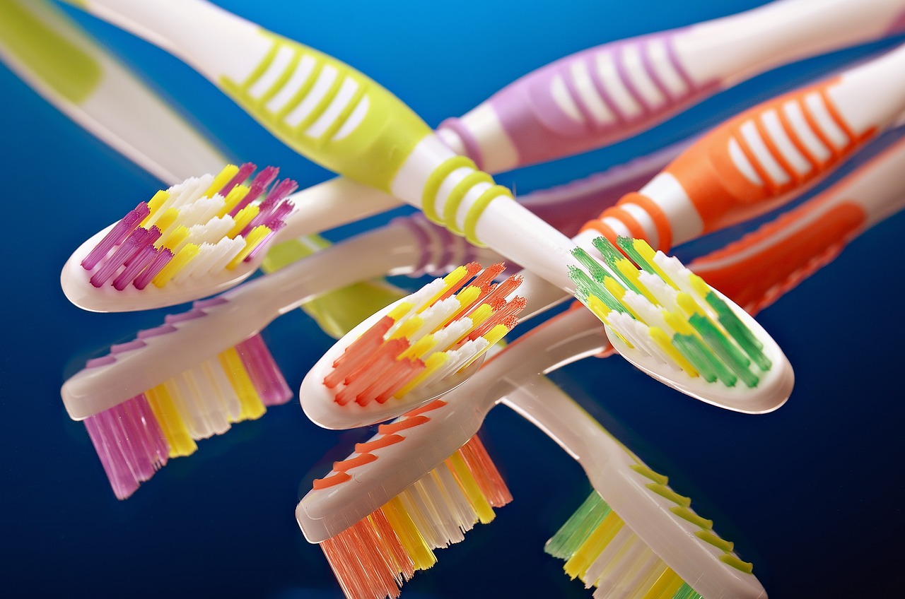 What are the major oral health problems?