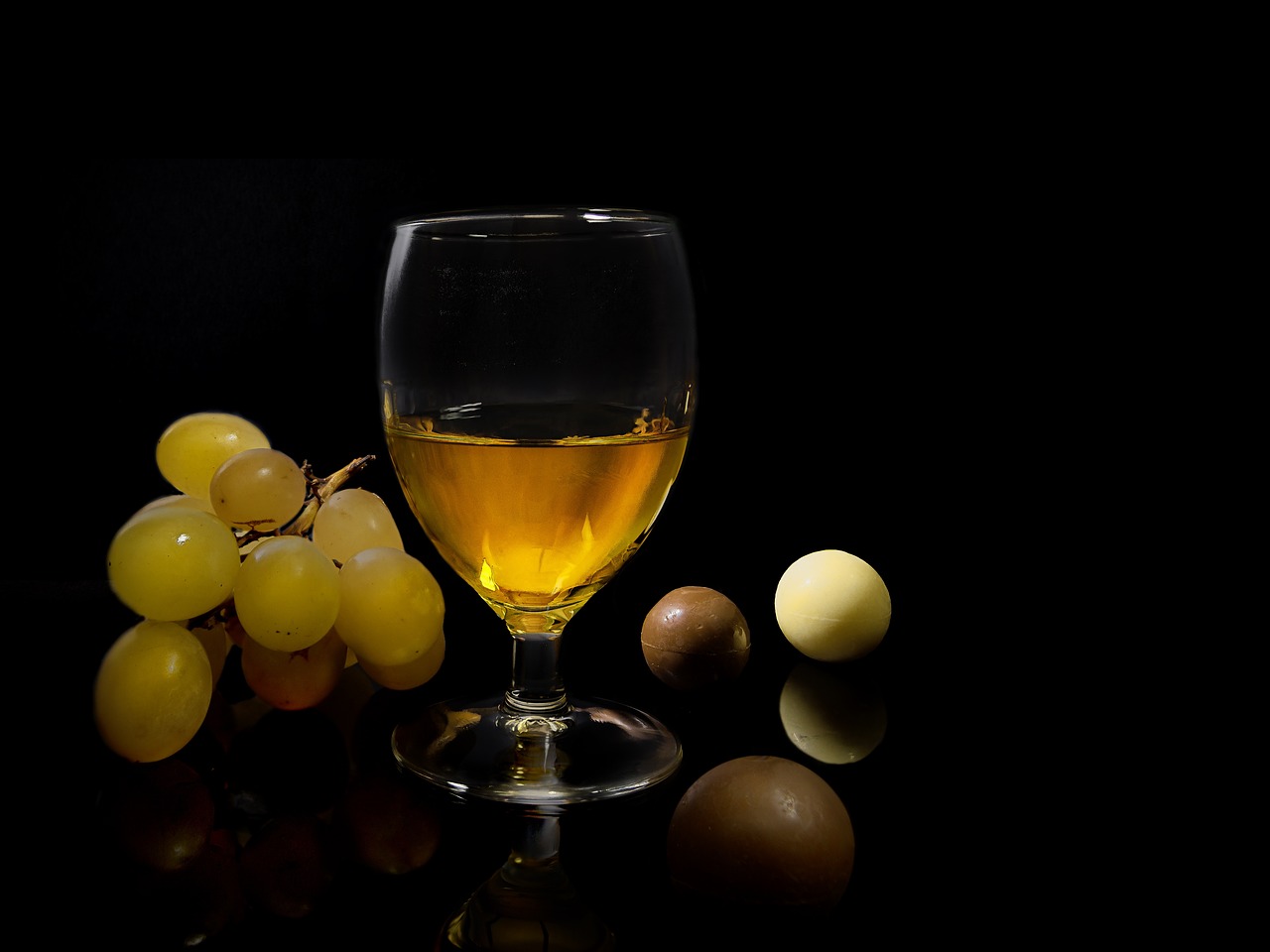 ¿Qué licor ayuda a la garganta?