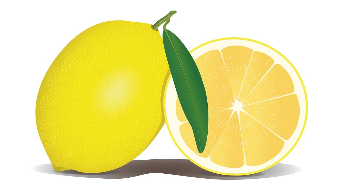 ¿Qué hace la vitamina C en las encías?